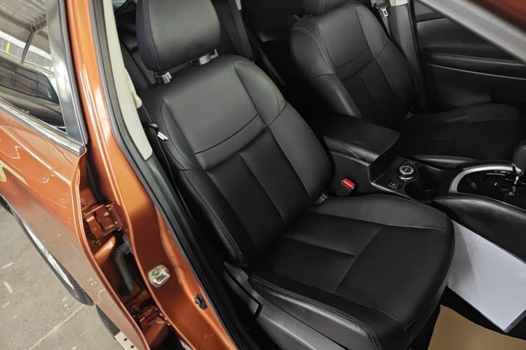 Used Nissan X-Trail 2014 2.5L CVT Leading Edition 4WD