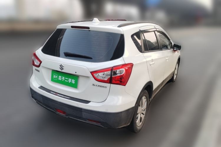 Used Suzuki S-Cross 2015 1.6L CVT Two-Wheel Drive Entry-Level Trim Rear Right 45 Deg