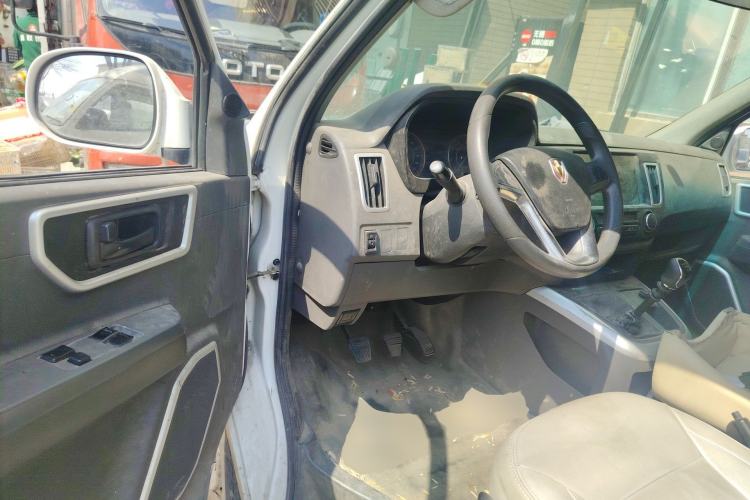 Used Jinbei Hiace King 2021 2.0L City Transport King Series Express Model Standard Top 6-Seater 1TZS