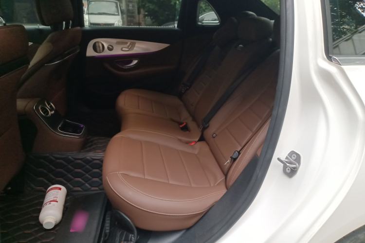 Used Mercedes-Benz E-Class 2022 Revised Version E 300 L Luxury Edition Left Rear Seat