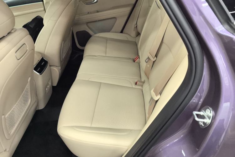 Used Hima AITO M5 2025 Extended-Range Ultra All-Wheel-Drive Version Left Rear Seat