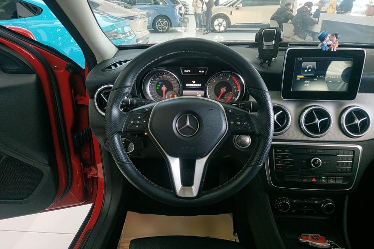 Used Mercedes-Benz GLA 2016 GLA 200 Fashion Model