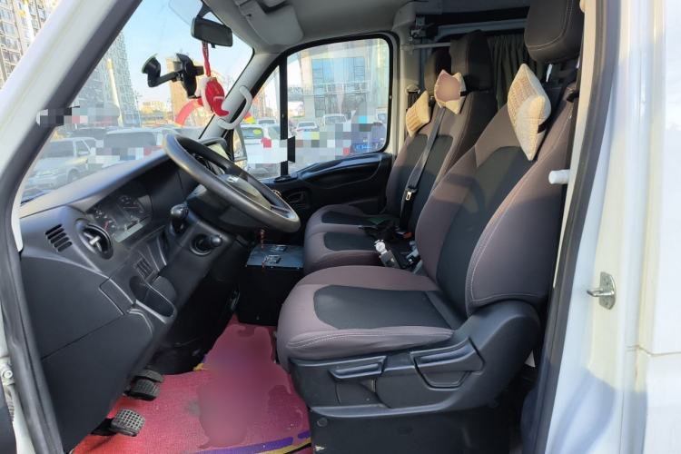 Used Iveco Eurocargo 2020 2.3T Manual Super Rui Short Wheelbase Low-Roof High-Power F1A
