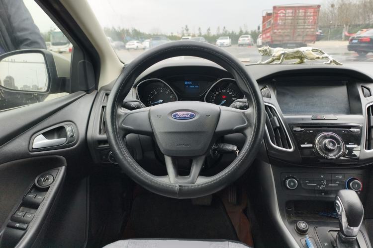 Used Ford Focus 2015 Hatchback 1.6L Automatic Comfort Model