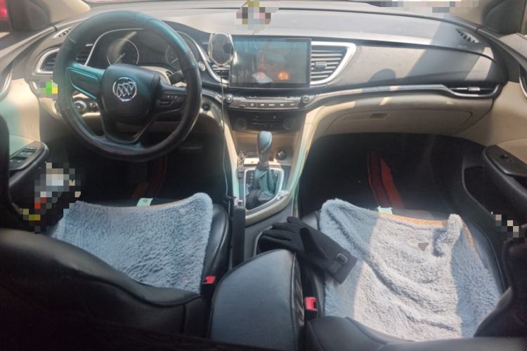 Used Buick GT 2016 15N Automatic Elite Edition Center Console