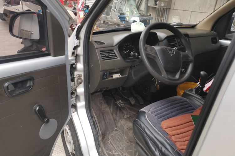 Used Wuling Rongguang 2019 1.2L S Van Utility Model with 2 Seats