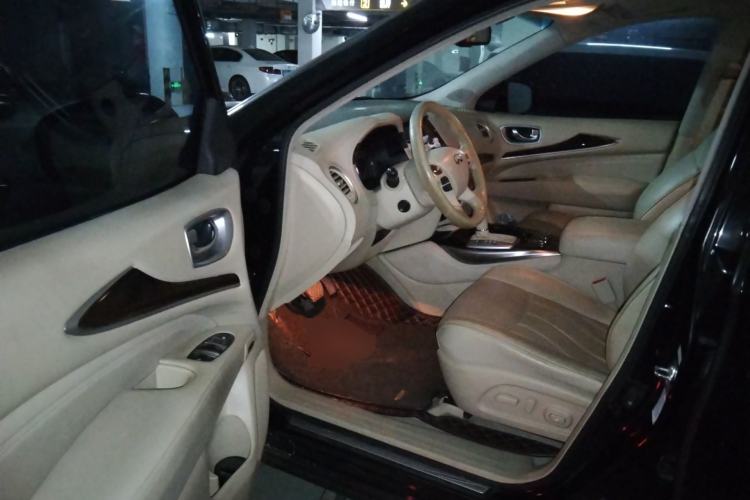 Used Infiniti JX 2013 JX35 4x4 All-Terrain Edition Driver Seat