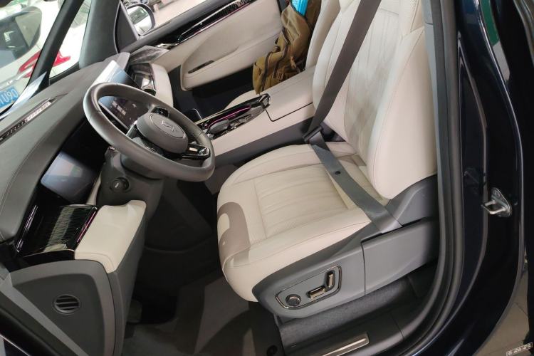 Used Zeekr 009 2022 WE Edition