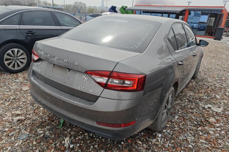 Used Skoda Octavia 2022 1.5L Automatic Comfort Edition Rear Right 45 Deg