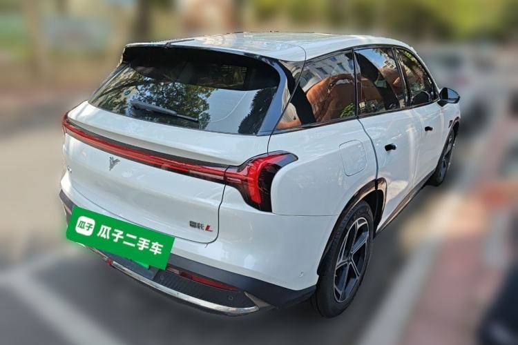 Used NETA L 2024 Extended-Range 310 Flash-Charge Red Edition
