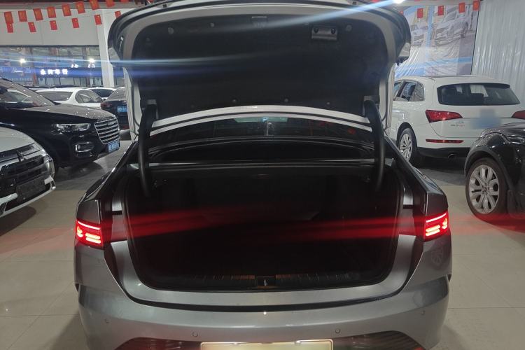 Used BYD Destroyer 05 2024 Honor Edition DM-i 120KM Luxury Model
