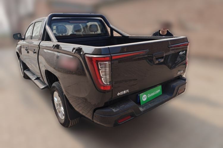 Used Sinotruk BOLDEN 2024 Commercial 2.0T Manual Diesel 4x4 Long Wheelbase Youth Edition