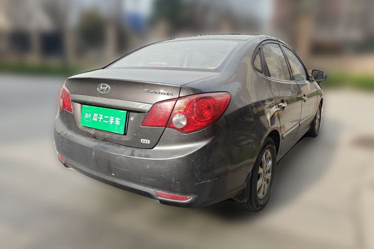 Used Hyundai Celesta 2010 1.6L AT GLS Rear Right 45 Deg