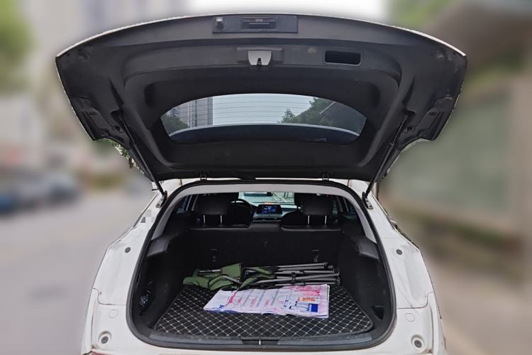 Used Buick Velite 6 2019 Connected Fashion Model Custom Edition Trunk