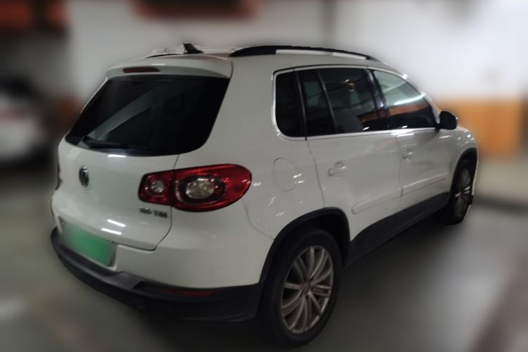 Used Volkswagen Tiguan 2009 2.0 TSI Luxury Edition Rear Right 45 Deg