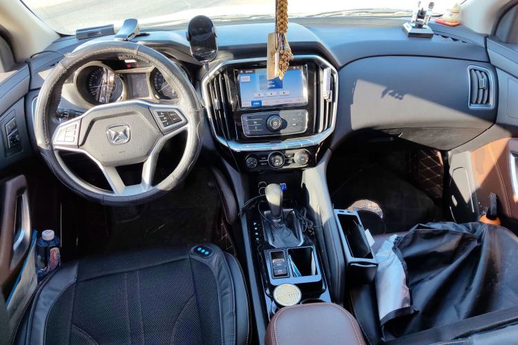 Used JMC Yusheng S350 2016 2.0T Automatic All-Wheel Drive Gasoline Ultra-Luxury 7-Seater
