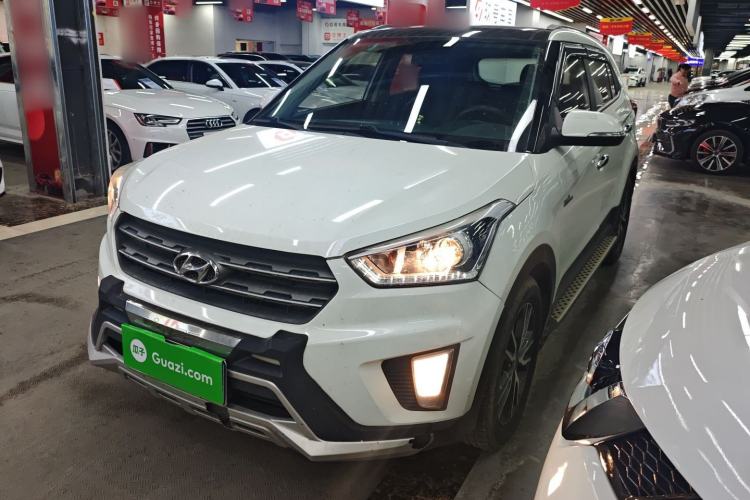 Used Hyundai ix25 2016 1.6T Dual-Clutch Two-Wheel-Drive Deluxe DLX Model