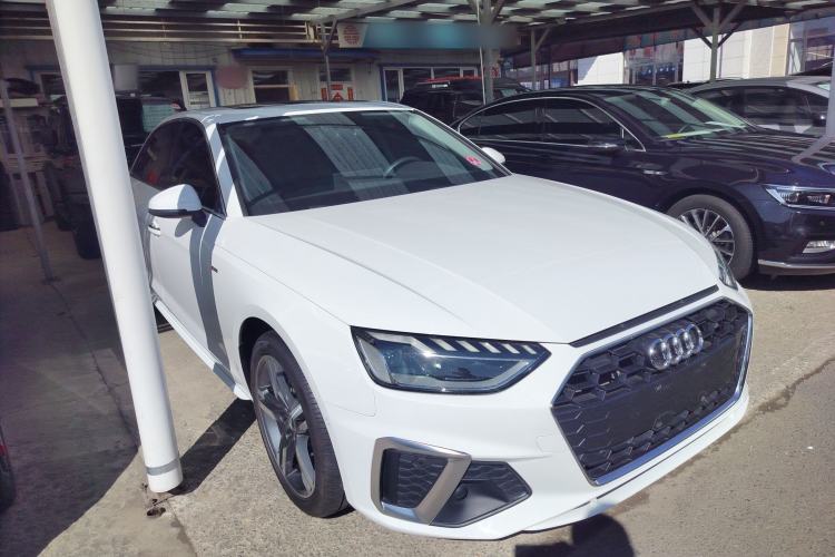 Used Audi A4L 2020 40 TFSI Luxury Dynamic Model
