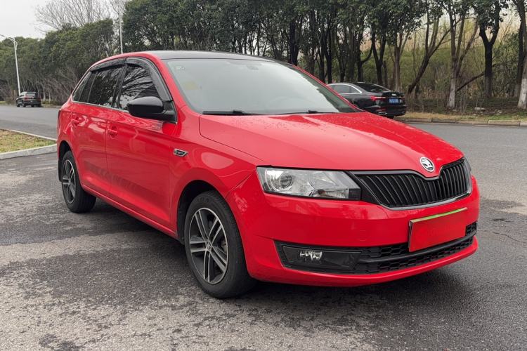 Used Skoda Rapid Spaceback 2016 1.4TSI DSG Smart Drive Edition