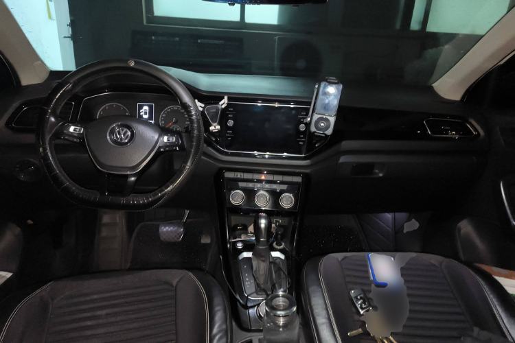 Used Volkswagen T-ROC 2018 280TSI DSG Four-Wheel Drive Luxury Version China V Emission Standard