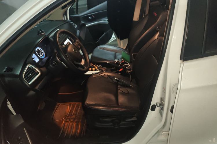 Used Suzuki S-Cross 2015 1.6L CVT Two-Wheel Drive Elite Version Left Front Seat