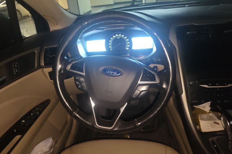 Used Ford Mondeo 2013 2.0L GTDi 200 Luxury Model