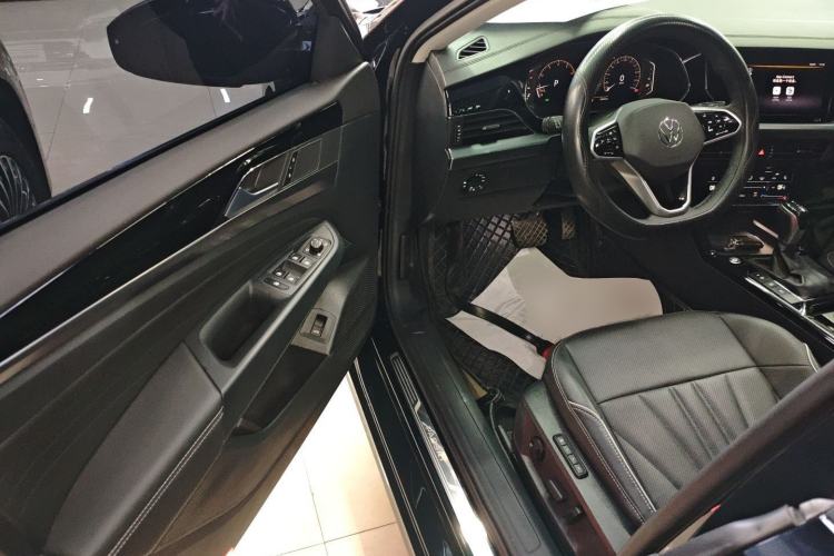 Used Volkswagen Passat 2024 330TSI Elite Edition Driver Seat