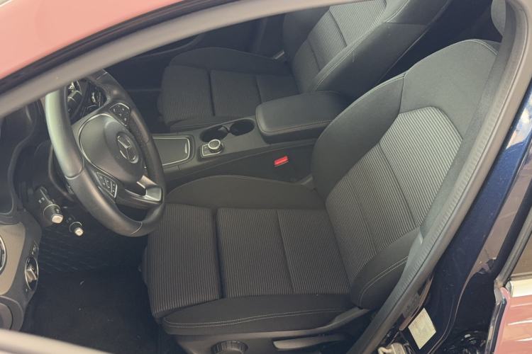 Used Mercedes-Benz B-Class 2017 B 180 Interior 5