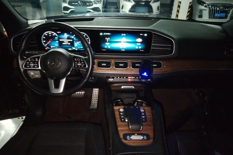 Used Mercedes-Benz GLS 