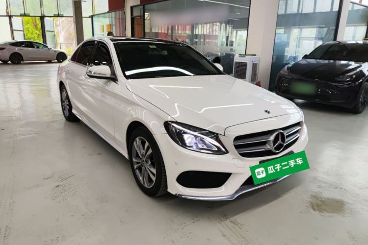 Used Mercedes-Benz C-Class 2017 Facelift C 200 L Sport Edition Front Right 45 Deg
