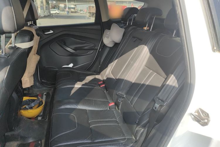 Used Ford Kuga 2013 2.0L GTDi Four-Wheel-Drive Sport Model
