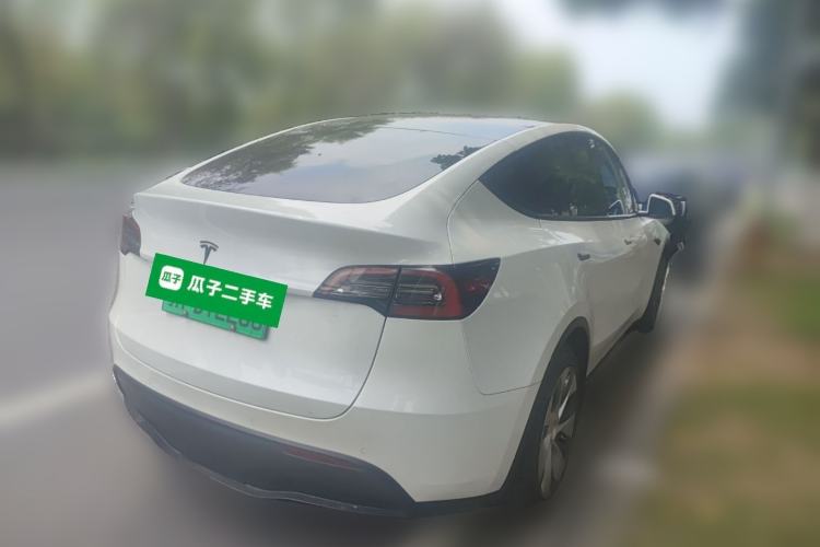 Used Tesla Model Y 2021 Long-Range All-Wheel-Drive Version 3D7