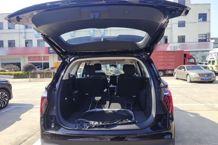 Used Hongqi HS7 PHEV 2024 2.0T PHEV Four-Wheel Drive Flagship Edition 6 Seats
