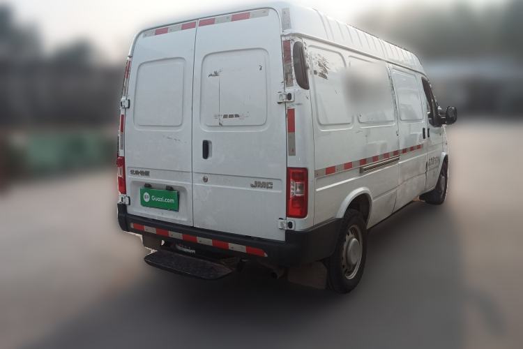 Used JMC Transit 2021 2.8T Space King Standard Version Long Wheelbase Mid-Height Roof Rear Single Tire 3-Seater Diesel China VI Emission Standard JX493
