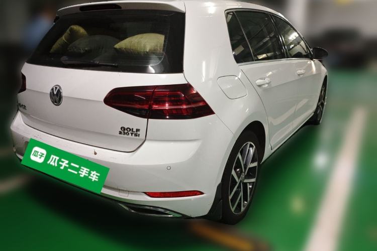 Used Volkswagen Golf 2018 230TSI Automatic Luxury Version