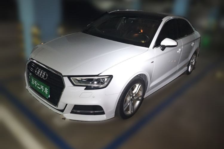 Used Audi A3 2019 Limousine 35 TFSI Fashion Edition China V standard
