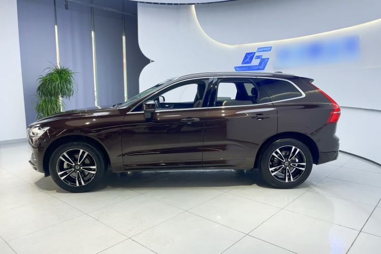 Used Volvo XC60 2019 T5 4x4 Smart Edition China V Standard