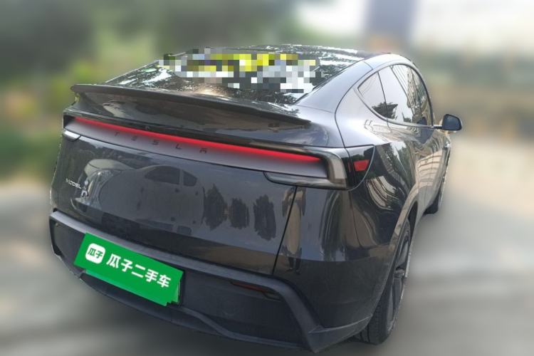 Used Tesla Model Y 2025 Rear-Wheel-Drive Version