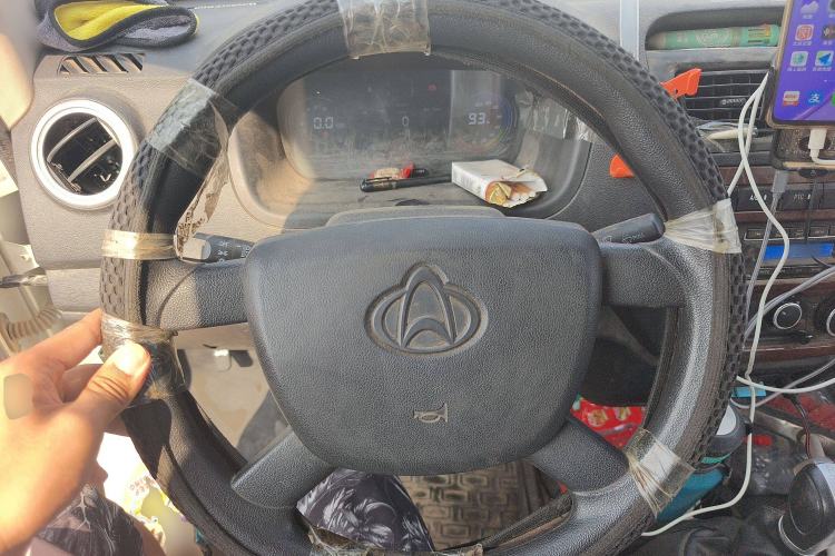 Used CHANGAN KAICHENG Ruixing EM60 2022 All-Electric Van 4498 mm Long Flat Roof Double-Swing Doors 2 Seats 60 kW 41.86 kWh
