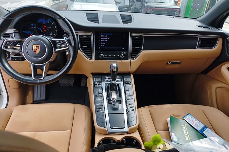 Used Porsche Macan 2017 Macan 2.0T
