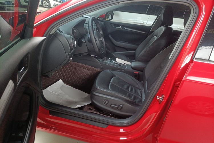 Used Audi A3 2015 Sportback 35 TFSI Millionth Anniversary Comfort Model
