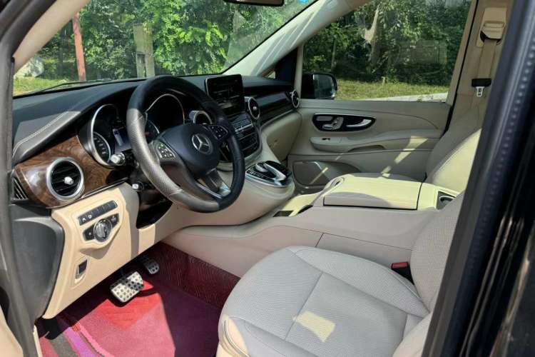 Used Mercedes-Benz V-Class 2017 V 260 Prestige Edition
