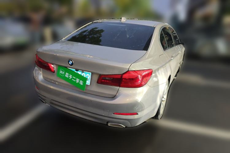 Used BMW 5 Series 2017 528Li xDrive Leading Model Rear Right 45 Deg