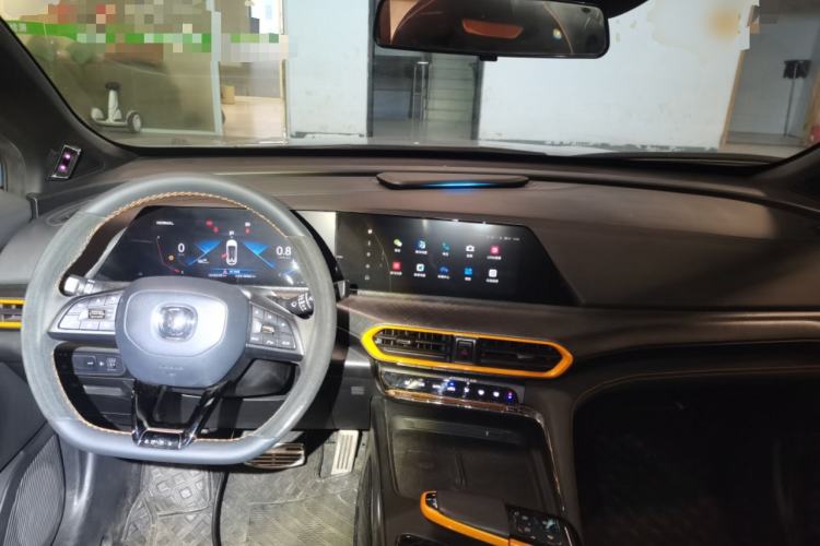 Used CHANGAN UNI-T 2021 1.5T Sport Edition Flagship Version Center Console