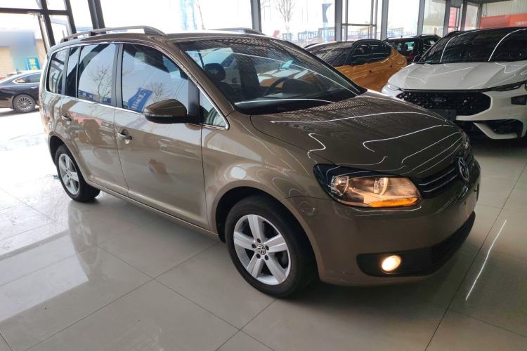 Used Volkswagen Touran 2015 1.4T Manual Fashion Edition 5-Seater
