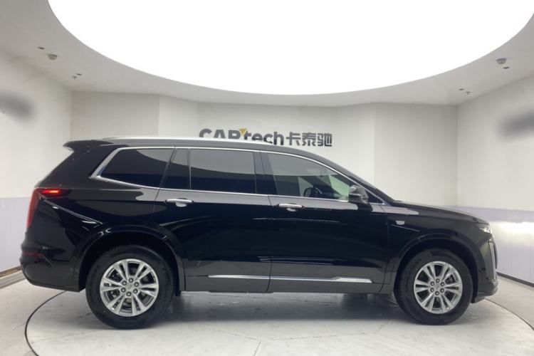 Used Cadillac XT6 2022 2.0T Six-Seater Four-Wheel-Drive Luxury Version Exterior 5