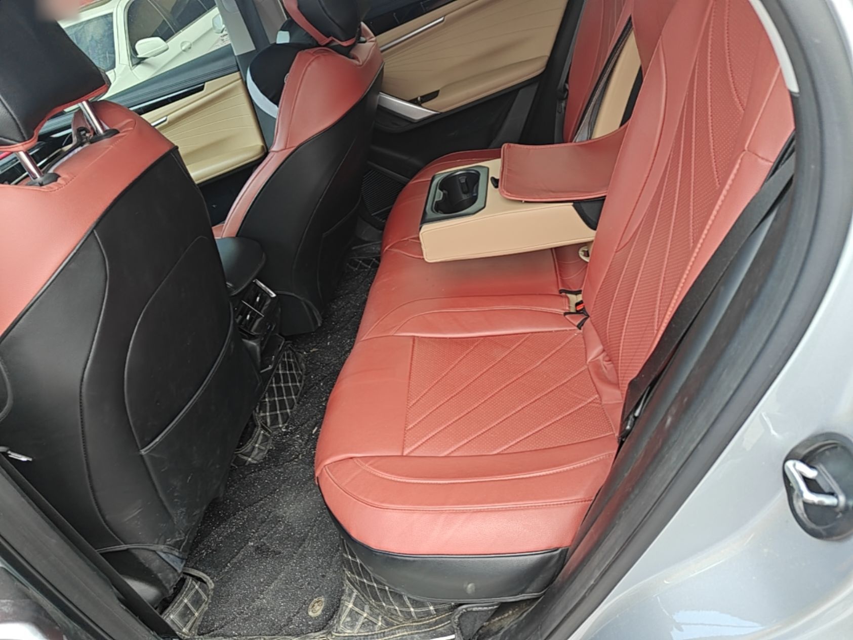 Geely Auto FX11 2023 1.5TD DCT Prestige Edition — снимка 20
