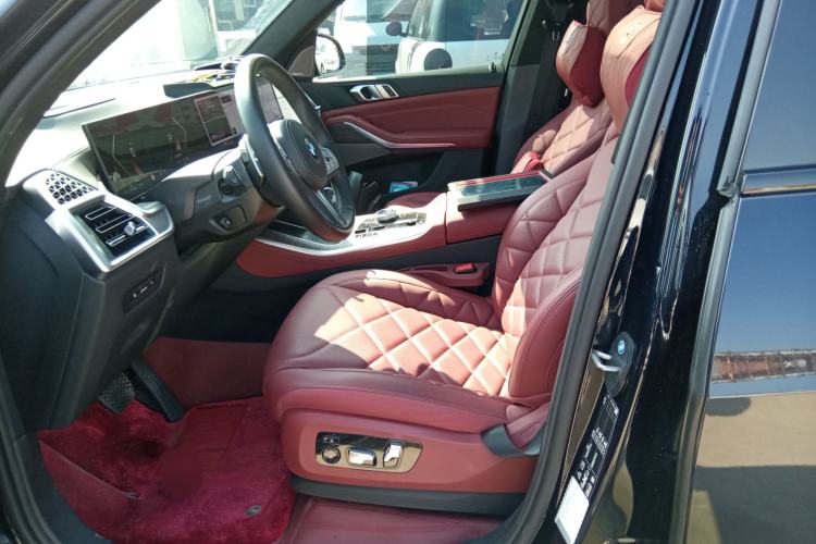 Used BMW X5 2023 xDrive 40Li M Sport Night Edition Package