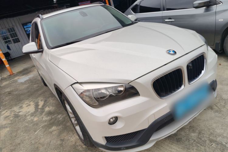 Used BMW X1 2015 sDrive18i Fashion Upgrade Edition Front Right 45 Deg