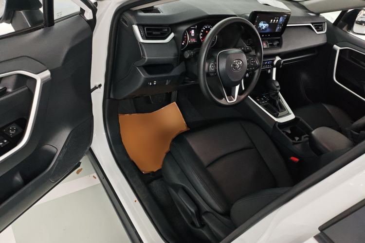 Used Toyota RAV4 2024 2.0L CVT Two-Wheel Drive Urban Edition
